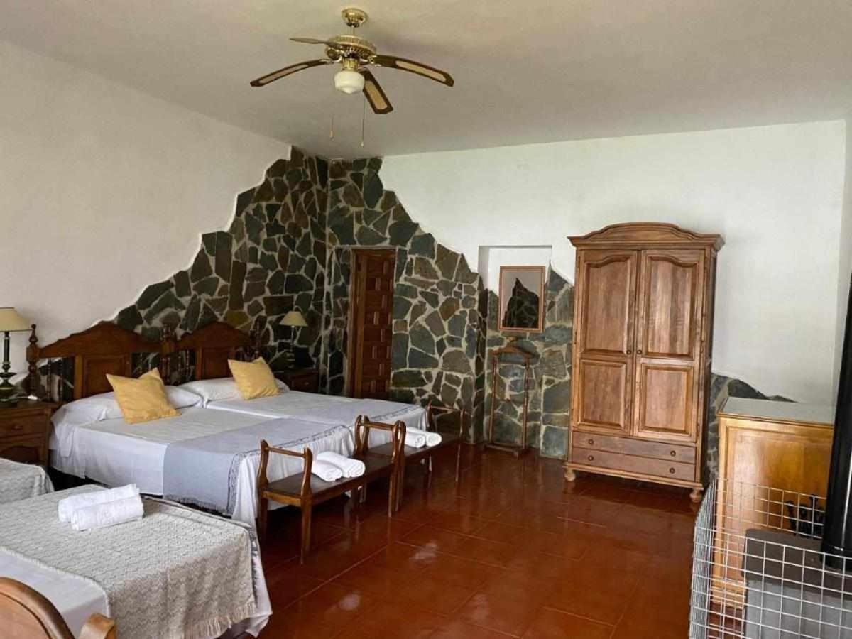 Hotel Rural Villa Torreaguila 巴达霍斯 外观 照片