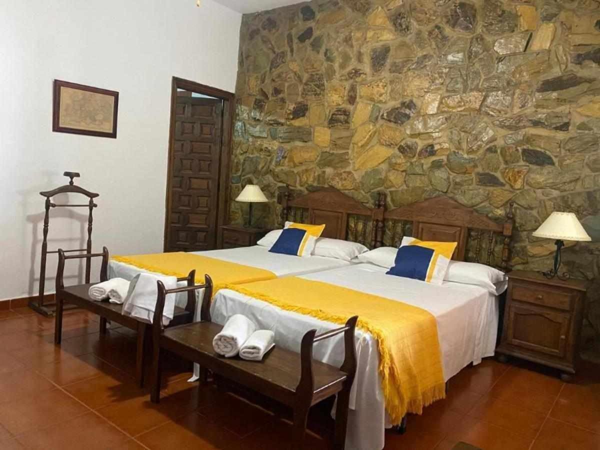 Hotel Rural Villa Torreaguila 巴达霍斯 外观 照片